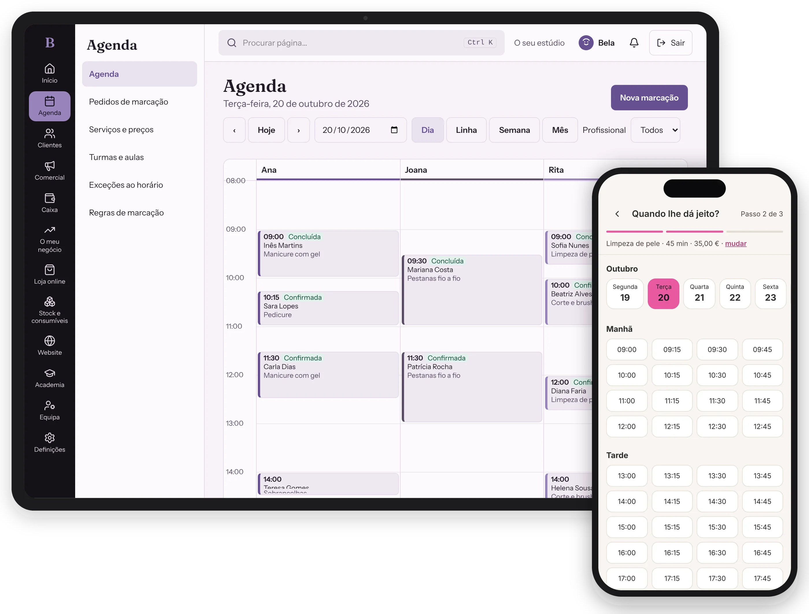 La agenda de Belessa en una tableta, con el día de tres profesionales, y delante la web de un centro en un móvil, en el paso de elegir la hora.